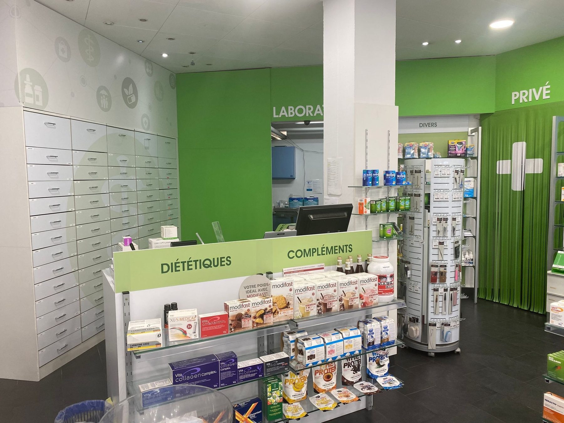 Pharmacie Villereuse, banco